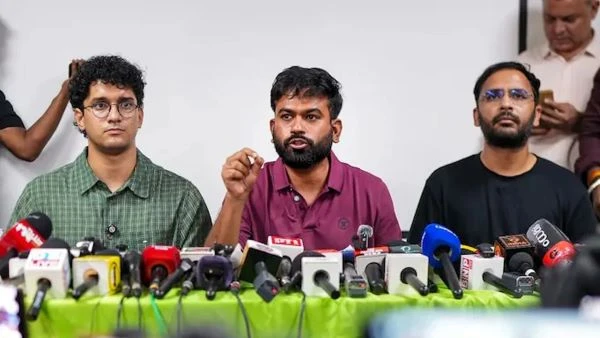 আটক সিজেপি প্রতিষ্ঠাতা অভিজিৎ দীপকসহ ৩ নেতা মুক্তি পেলেন আদালতে